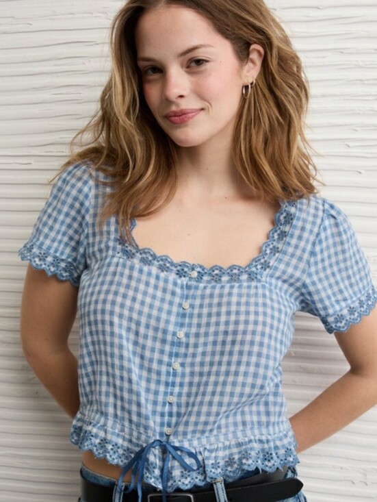 American Eagle Outfitters Tops - American Eagle Short Sleeve Button Up Gingham Top